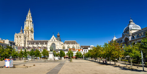 Fototapeta na wymiar Rubens statue in Antwerp, Belgium in a sunny day.