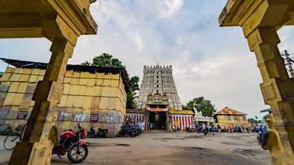 The Thanumalayan Temple, also called Sthanumalayan Temple is an important Hindu temple located in...