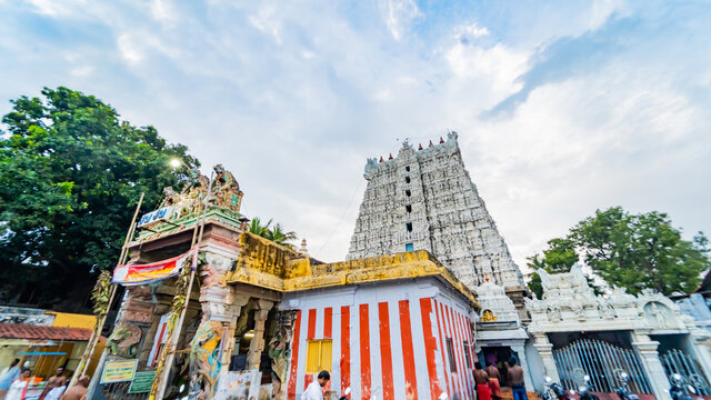 The Thanumalayan Temple, also called Sthanumalayan Temple is an important Hindu temple located in Suchindram in the Kanyakumari district of Tamil Nadu, India