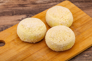 Raw potato zrazy for cooking
