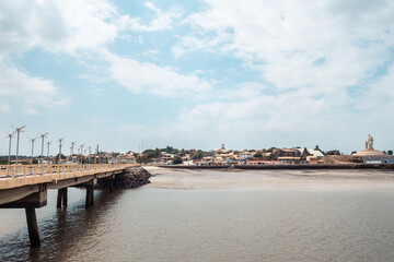 Fototapeta na wymiar View of the city of São José de Ribamar and footbridge, Maranhão, Brazil