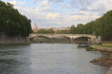 PUENTE MILVIO O MOLLE y RIO TIBER