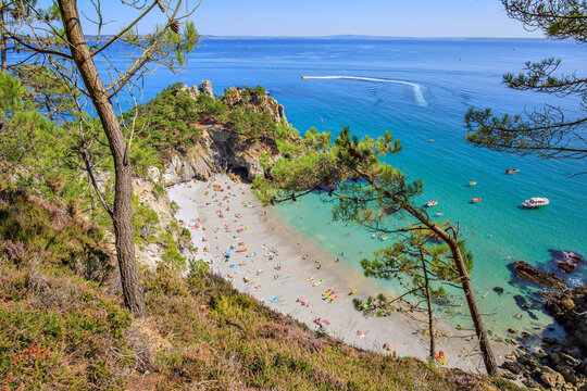 Virgin Island, Crozon peninsula, Brittany, France 
