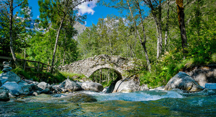 Pont des Oulles - Valgaudemar (Hautes-Alpes)