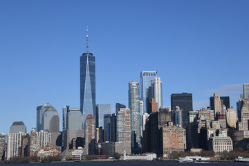 Fototapeta na wymiar Die beeindruckende Südspitze, Financial District und Skyline von Manhattan sieht man von der Fähre nach Staten Island. 