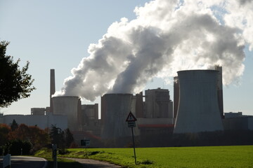 Coal-fired power station in Neurath, which generates steam from cooling towers