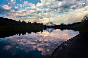 Mount Moran and the Oxbow Bend of the Snake River, Grand Teton National Park, Wyoming, USA