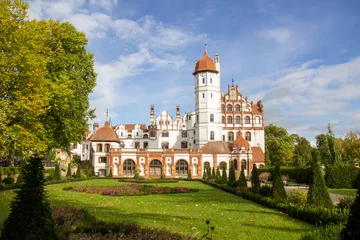 Afwasbaar Fotobehang Krakau Das Schloss Badedow in Mecklenburg Vorommern