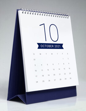 Simple Desk Calendar 2021 - October