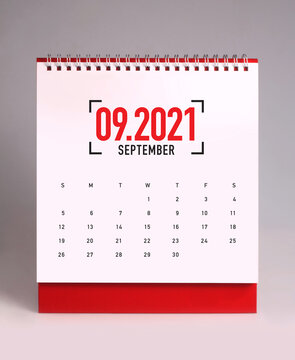 Simple Desk Calendar 2021 - September