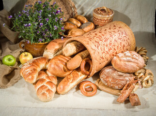 Obraz na płótnie Canvas Still Life With Bread