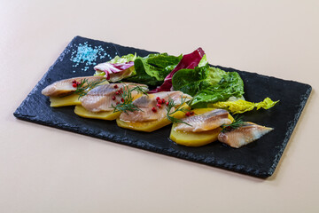 Herring with potao