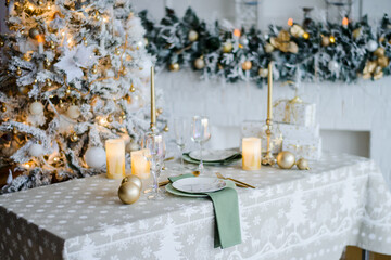 Christmas table setting, holiday decoration, new year