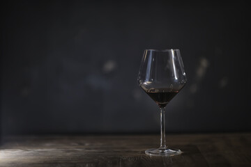 concept alcohol glass / beautiful glass, wine restaurant tasting aged wine