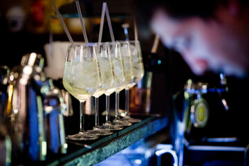 bar tender