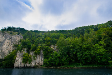 Fototapeta na wymiar scenery at Danube Gorge (Weltenburg)