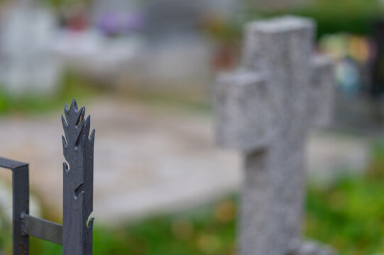 cemetery gate and chy cross