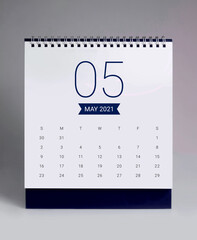 Simple desk calendar 2021 - May