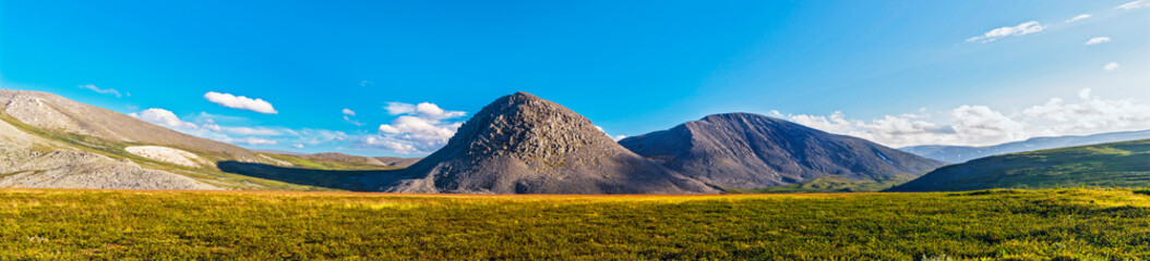 Obraz premium panorama of the tundra and mountains of the subpolar urals