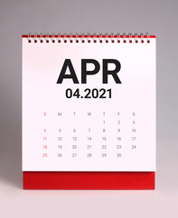 Simple desk calendar 2021 - April