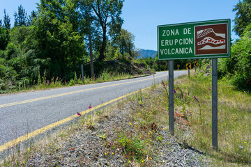 volcanic erupcion sign