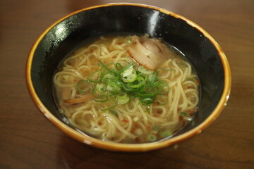 斜め上からのラーメン
