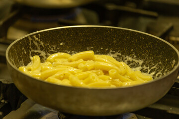 Cucinare in padella pasta fresca 