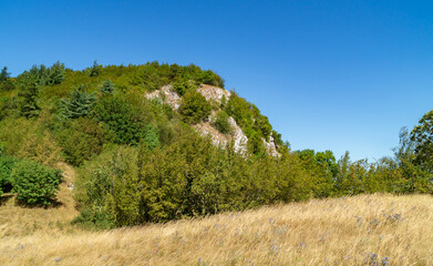 Lungo il sentiero 109AG da Poggio San Romualdo a Castelletta nelle Marche