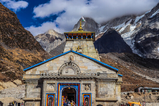 Kedarnath on top of the mountains Uttarakhand india Stock Photo | Adobe  Stock