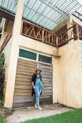 Obraz na płótnie Canvas Girl with the house at Pai
