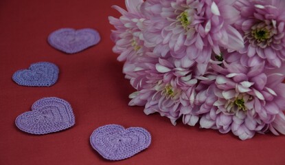 Serduszka i kwiaty  kolorowe tło na walentynki valentines background - obrazy, fototapety, plakaty