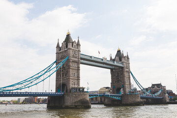 Fototapeta na wymiar tower bridge during the day in London, UK