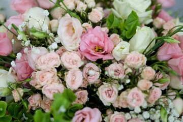 The composition is made by florists from fresh flowers.