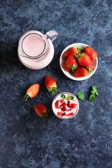 Strawberry yogurt with fresh berries