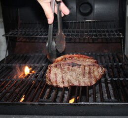Grilling steak
