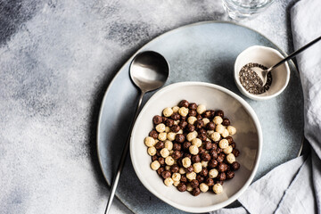 Cereals balls as a breakfast concept