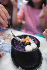 Taiwanese taro dessert served with ice and mochi