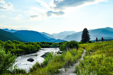 Obraz premium Purple Mountains Majesty in Moraine Park