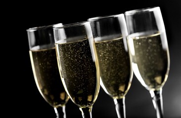 white wine glasses