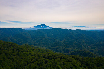 Obraz premium 白神山地から岩木山を遠謀