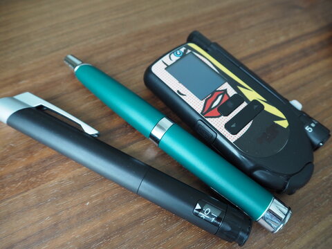 Insulin and blood sugar meter