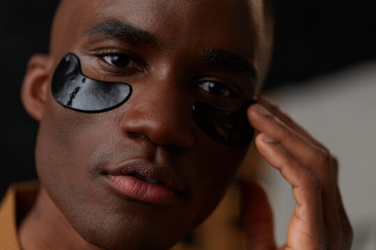 Facial collagen under-eye patch