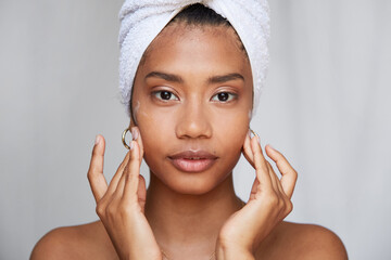 Stunning woman daily beauty treatment