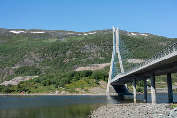 Obraz premium Kaafjord bridge, Finnmark, Norway. 