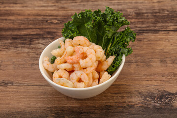 Small unshelled shrimps in the bowl
