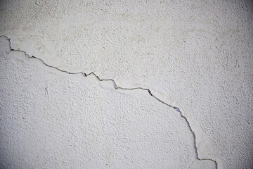 Broken wall with stripes