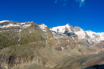 Fototapeta na wymiar ponorama of grossglockner highest peak of Austria in europe.