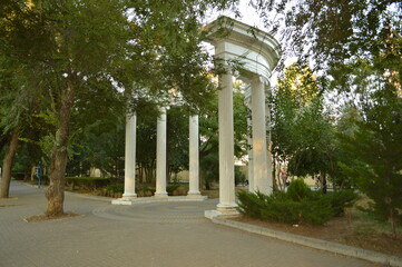 park with columns