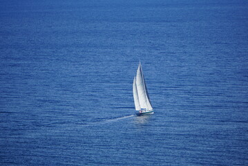 Fototapeta premium sailboat on the sea
