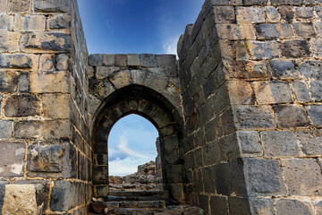 Fototapeta na wymiar The well-preserved eastern gate of the 12th century Crusader fortress at Jordan Star National Park. Israel